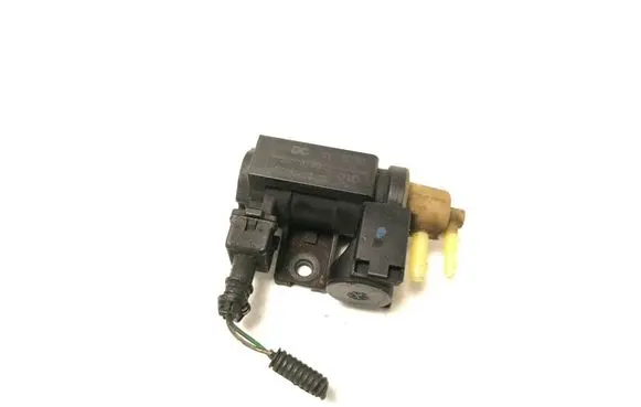Opel Vivaro Turbo solenoid valve 8200790180