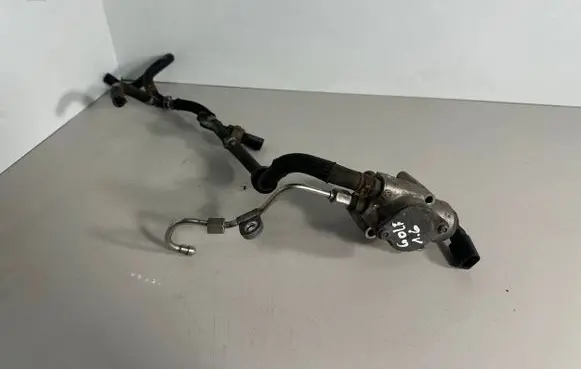 Volkswagen Golf Plus Fuel injection high pressure pump