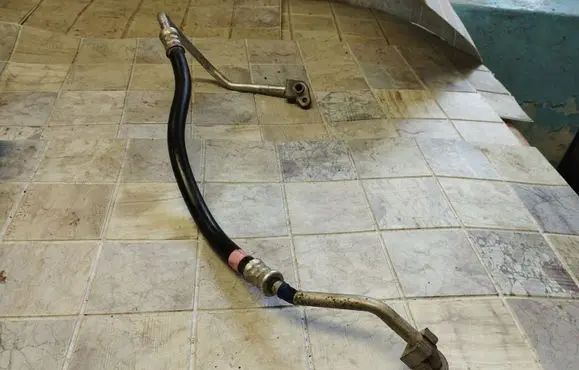 Lexus IS 220D-250-350 Air conditioning (A/C) pipe/hose