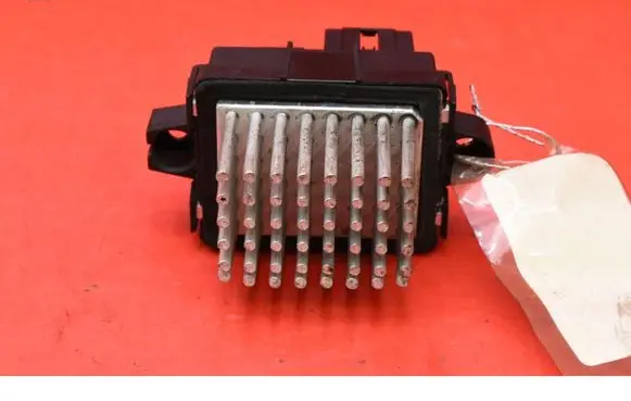 Chevrolet Cruze Heater blower motor/fan resistor 13503201