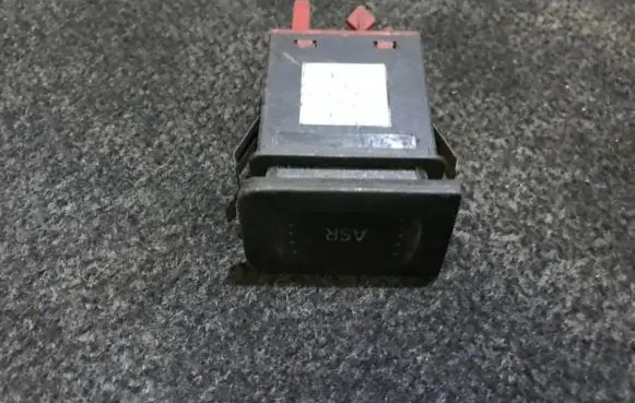 Traction control (ASR) switch