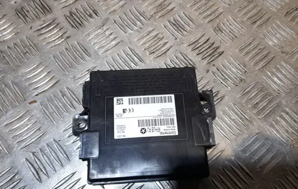 Chrysler Pacifica Other control units/modules 606823087A