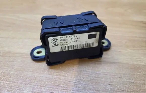 BMW 3 E92 E93 ESP acceleration yaw rate sensor 6781575 10170103843