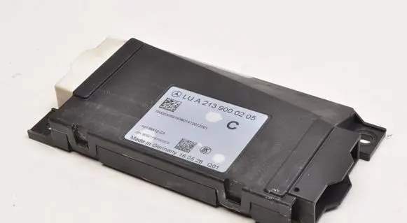 Mercedes-Benz E W213 Combustion control unit/module A2139000205