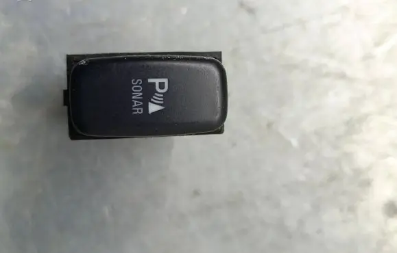 Mitsubishi Grandis Parking (PDC) sensor switch 