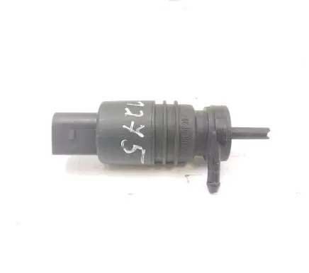 BMW X5 E53 Windscreen/windshield washer pump