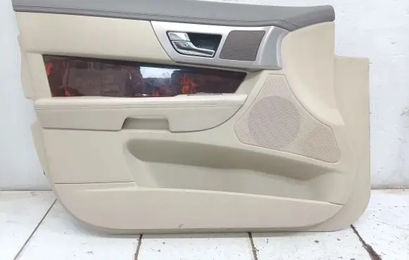 Jaguar XF X250 Front door card panel trim 8X235423713E