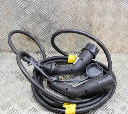 BMW i3 Electric car charging cable 33329534