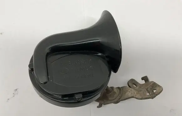 Peugeot 307 Horn signal E1128R003581 41020HZ