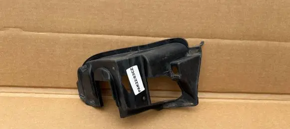 Audi A5 8T 8F Fog light bracket 8T0807095
