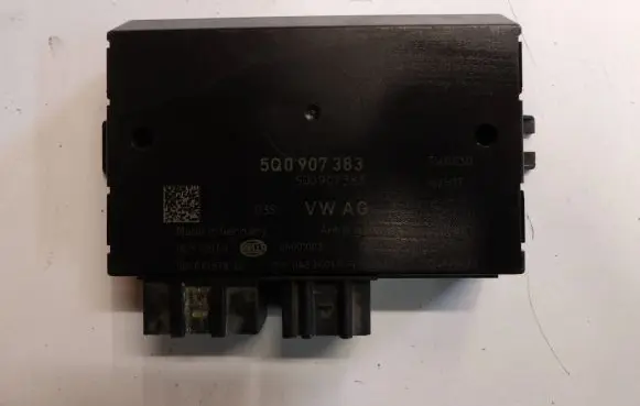 Volkswagen Golf VII Other control units/modules 5Q0907383 0324970472
