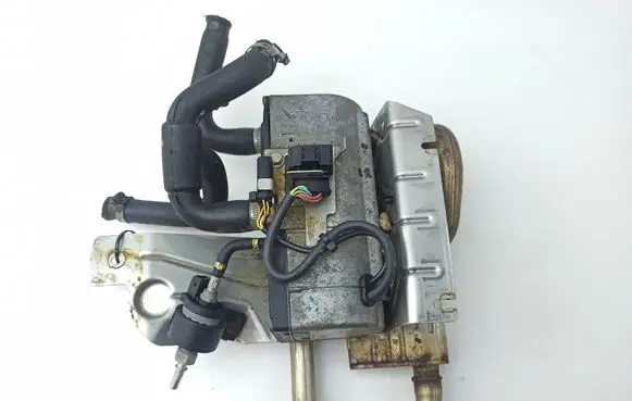 Mercedes-Benz Vito Viano W639 Auxiliary pre-heater (Webasto) A6398302700 A6399000601