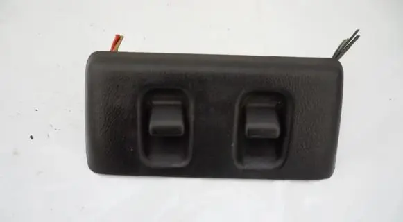 Rover 214 - 216 - 220 Quarter vent window switch 36817