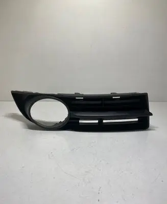 Volkswagen Touran I Front bumper lower grill 1T0853666A 13404