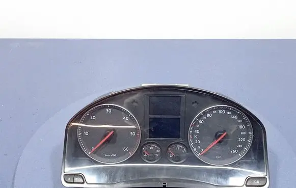 Volkswagen Jetta V Speedometer (instrument cluster) 1K0920862B