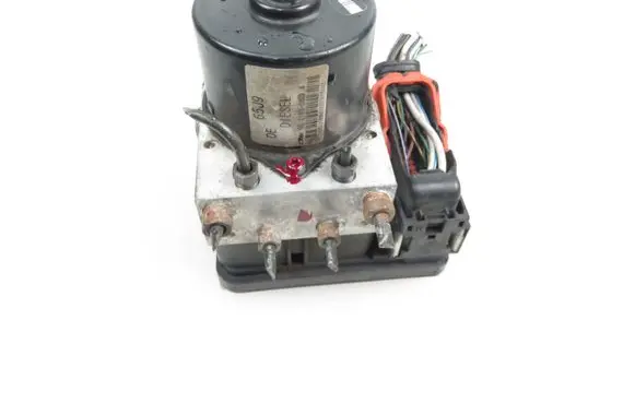 Suzuki Grand Vitara II ABS Pump 0621900839A 06210907823