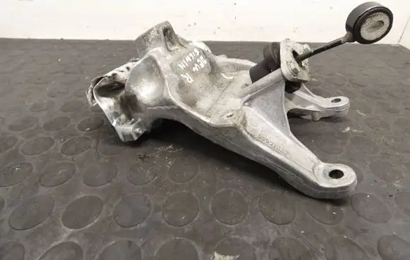 Audi A4 S4 B9 Engine mounting bracket 4M0199308AD