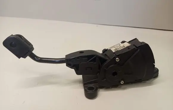 Hyundai ix35 Accelerator throttle pedal DH327272S000 FBW0222A2S910