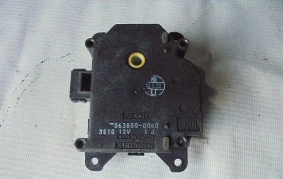 A/C air flow flap actuator/motor