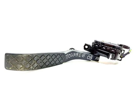 Volkswagen Touareg I Accelerator throttle pedal 7L0723507E 6PV00802626