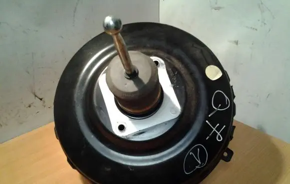 Audi Q7 4L Brake booster 7L8612101E