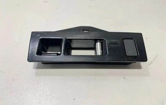 BMW M8 F91 F92 G14 G15 Convertible roof lock/latch 7181732