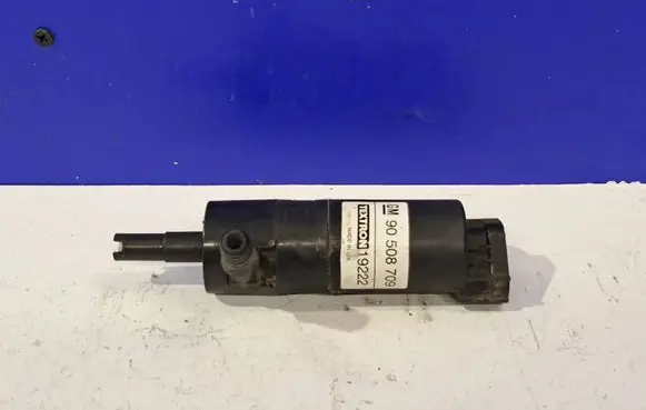 Saab 95 - 96 Headlight washer pump 90508709