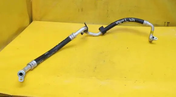 KIA Carnival Air conditioning (A/C) pipe/hose
