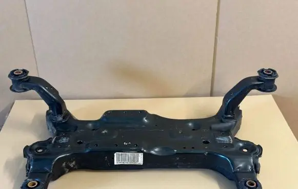 Fiat Freemont Front subframe 3C4PFBCY4ET274547