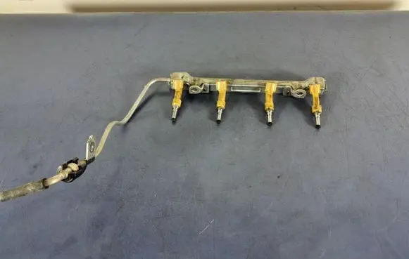 Toyota Verso Fuel main line pipe 