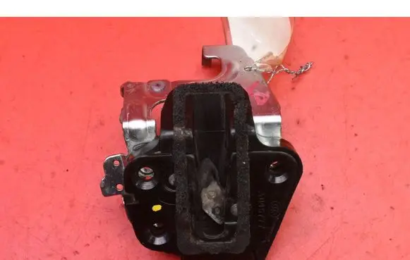 Hyundai H-1, Starex, Satellite Rear door lock