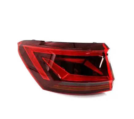 Volkswagen Touareg III Rear/tail lights 760945207A