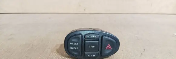 Jaguar S-Type On-board computer control switch 147AC