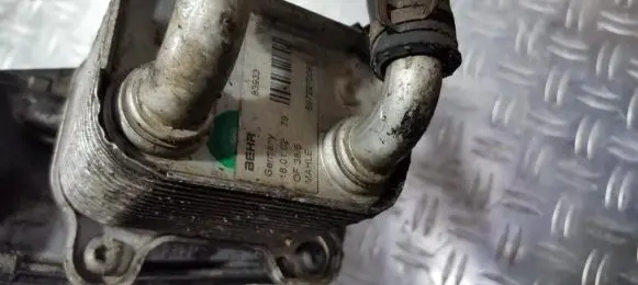 Engine oil radiator