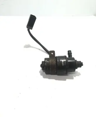 Mitsubishi Pajero Headlight washer pump 21432