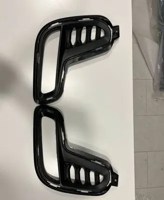 Dodge Durango Front fog light trim/grill 6UZ35RFXAA