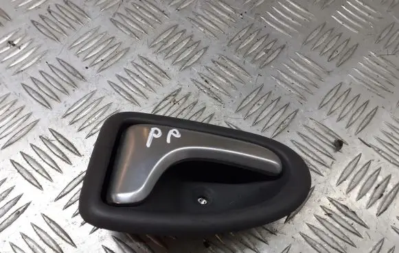 Renault Scenic I Front door interior handle 7700415975