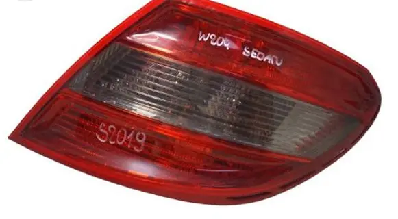 Mercedes-Benz C W204 Rear/tail lights 2048203064