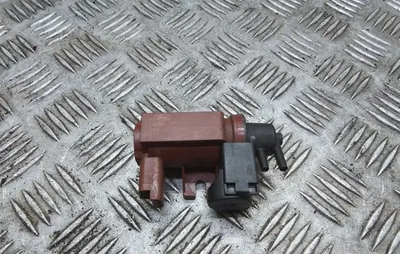 Ford Kuga II Turbo solenoid valve 6G9Q9E882CB 70177102