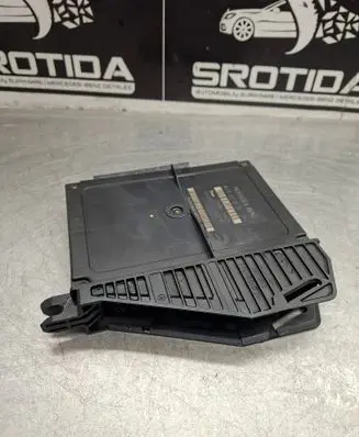 Mercedes-Benz E W210 Comfort/convenience module 2108203826 5626T6G15D95 335626