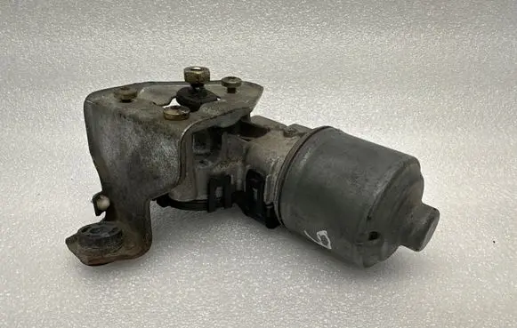 Audi A4 S4 B6 8E 8H Front wiper linkage 8E1955119