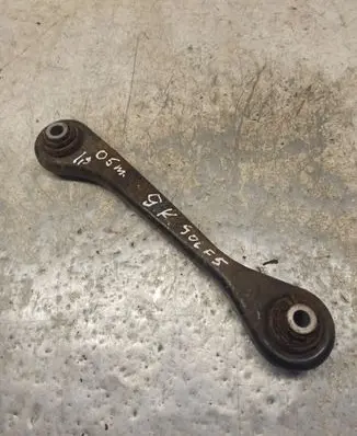 Volkswagen Golf V Rear control arm