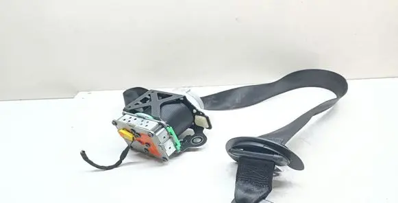 Porsche Cayenne (92A) Rear seatbelt 7P0857806A