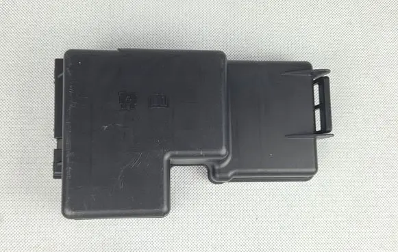 Volvo V60 Fuse box cover 31676133 33357697