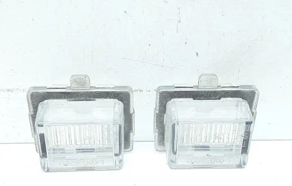 Mercedes-Benz C W204 Number plate light A2218200456