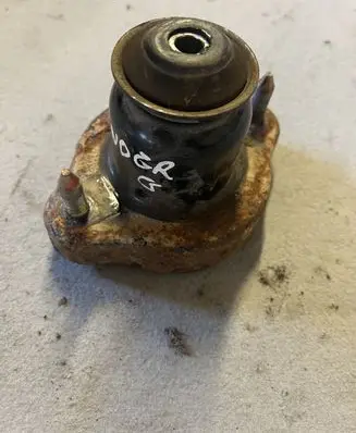 Mitsubishi Outlander Coil spring/strut mount 