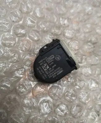 Ford Mustang VI Tire pressure sensor F2GT1A180AB F2GT1A150AB