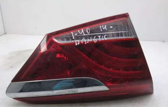 Hyundai i40 Tailgate rear/tail lights