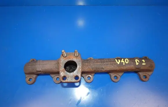 Volvo V40 Exhaust manifold 