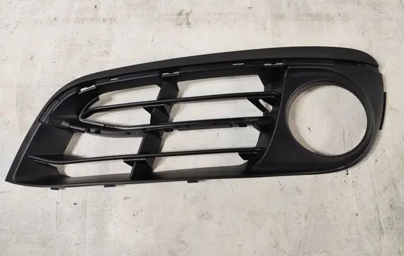 BMW 5 F10 F11 Front bumper lower grill 51117331731 7331731